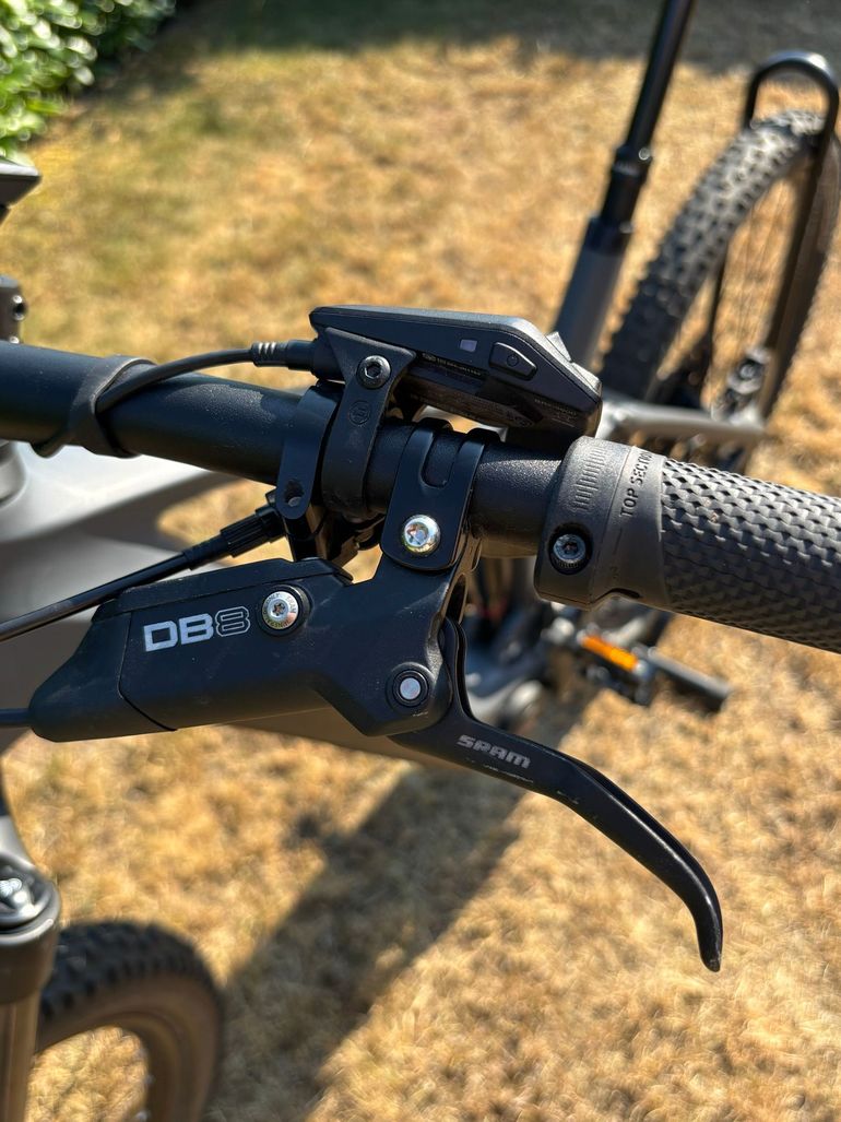 Gebrauchtes CUBE STEREO HYBRID 140 HPC, RACE 625 2023 2023 Mountainbike, Hellgrau, 27.5, 29 — Bild 12 von 12