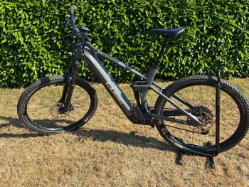 Gebrauchtes CUBE STEREO HYBRID 140 HPC, RACE 625 2023 2023 Mountainbike, Hellgrau, 27.5, 29 — Bild 2 von 12