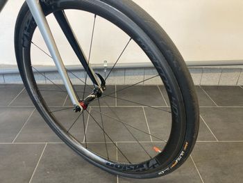 Used Trek Émonda SL 6 2018 2018 Road & Gravel, Light Gray — image 4 of 7