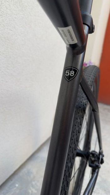 Gebrauchtes Specialized Diverge E5 2022 2022 Road & Gravel, Hellgrau — Bild 6 von 20