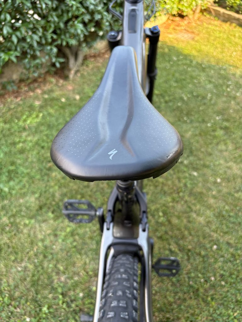 Specialized Turbo Levo 3 Carbon 2023 2023 Mountainbike de segunda mano, Gris claro — imagen 3 de 18