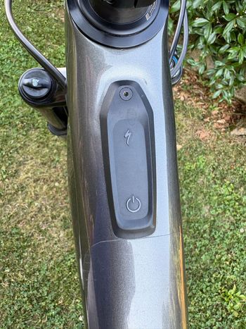 Specialized Turbo Levo 3 Carbon 2023 2023 Mountainbike de segunda mano, Gris claro — imagen 11 de 18