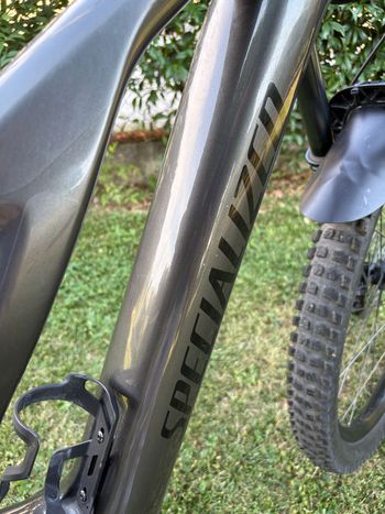 Specialized Turbo Levo 3 Carbon 2023 2023 Mountainbike de segunda mano, Gris claro — imagen 5 de 18