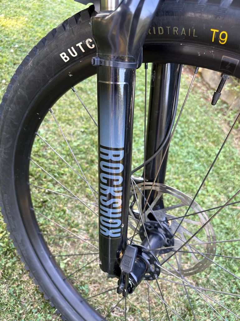 Specialized Turbo Levo 3 Carbon 2023 2023 Mountainbike de segunda mano, Gris claro — imagen 9 de 18