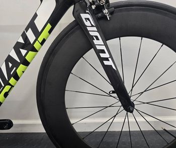 Used Giant Trinity Composite 1 2014 2014 Road & Gravel, Green — image 7 of 11