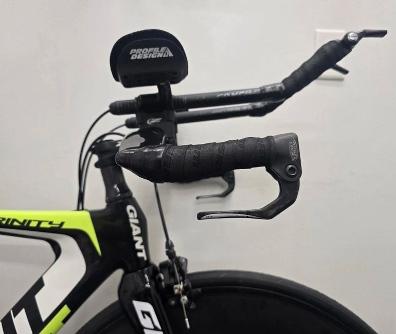 Used Giant Trinity Composite 1 2014 2014 Road & Gravel, Green — image 8 of 11
