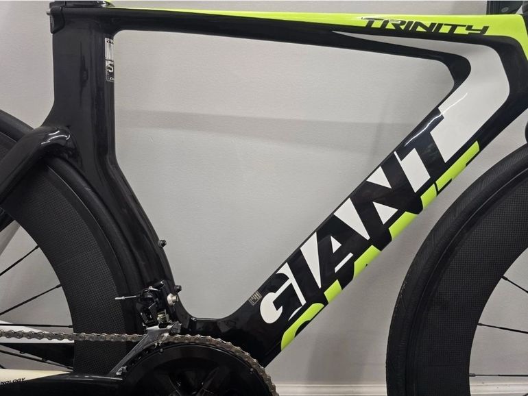 Used Giant Trinity Composite 1 2014 2014 Road & Gravel, Green — image 2 of 11