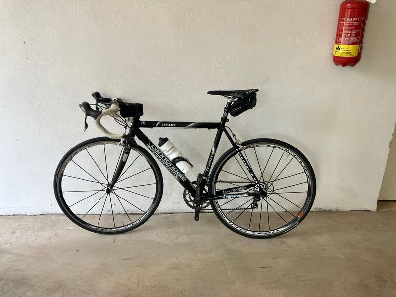 Used Cannondale Custom Shimano Ultegra 2005 Road & Gravel, Black — image 1 of 9