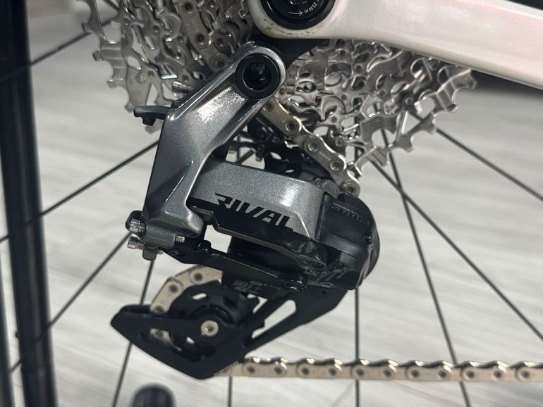 Gebrauchtes Lapierre Crosshill SRAM Rival 2025 Road & Gravel, Hellgrau — Bild 9 von 14