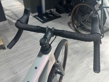 Gebrauchtes Lapierre Crosshill SRAM Rival 2025 Road & Gravel, Hellgrau — Bild 13 von 14