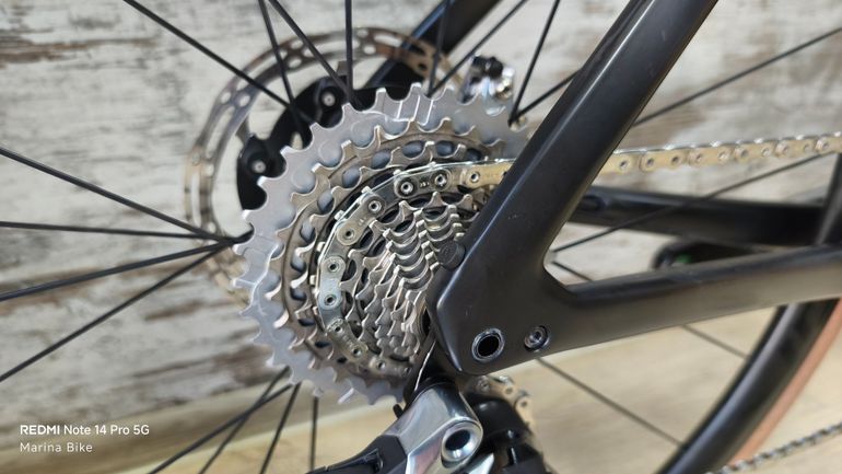 Used Specialized S-Works Tarmac SL7 - SRAM Red eTap AXS 2023 2023 Road & Gravel, Black — image 9 of 40