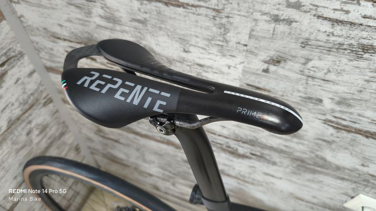 Used Specialized S-Works Tarmac SL7 - SRAM Red eTap AXS 2023 2023 Road & Gravel, Black — image 12 of 40