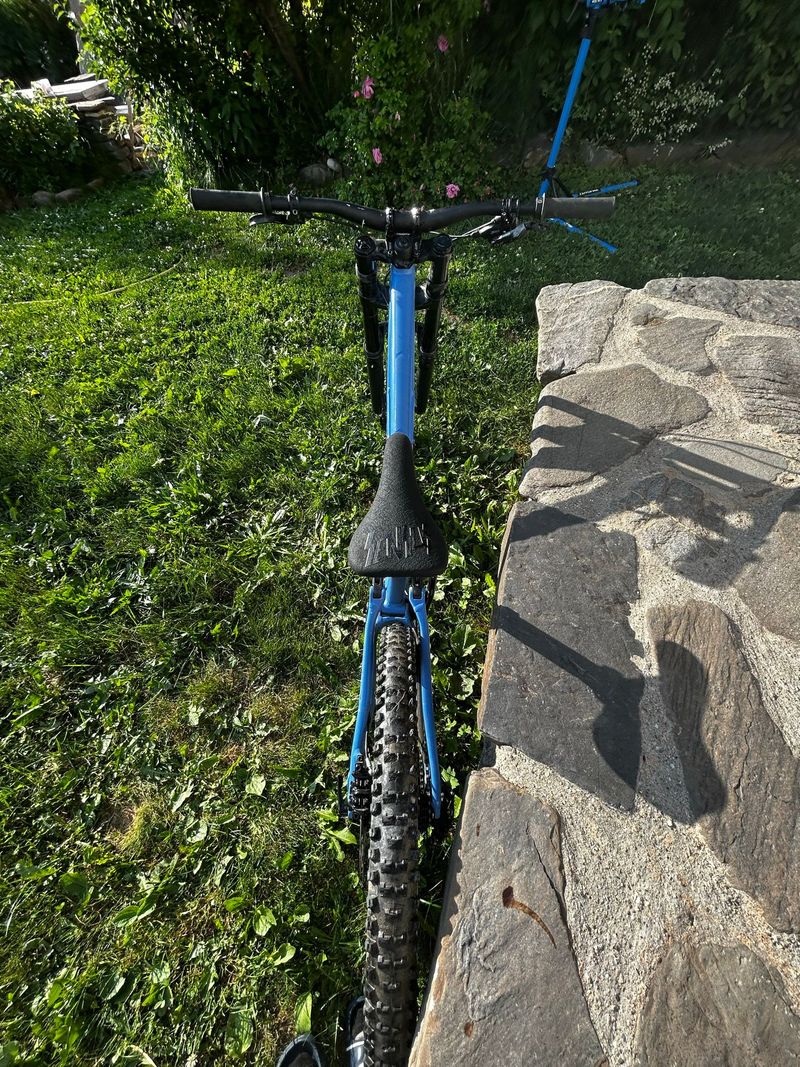 Used Specialized Status 160 2023 2023 Mountainbike, Blue — image 3 of 7