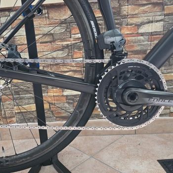 Used Canyon Ultimate CF SLX 8 Disc eTap 2022 2022 Road & Gravel, Black — image 3 of 9