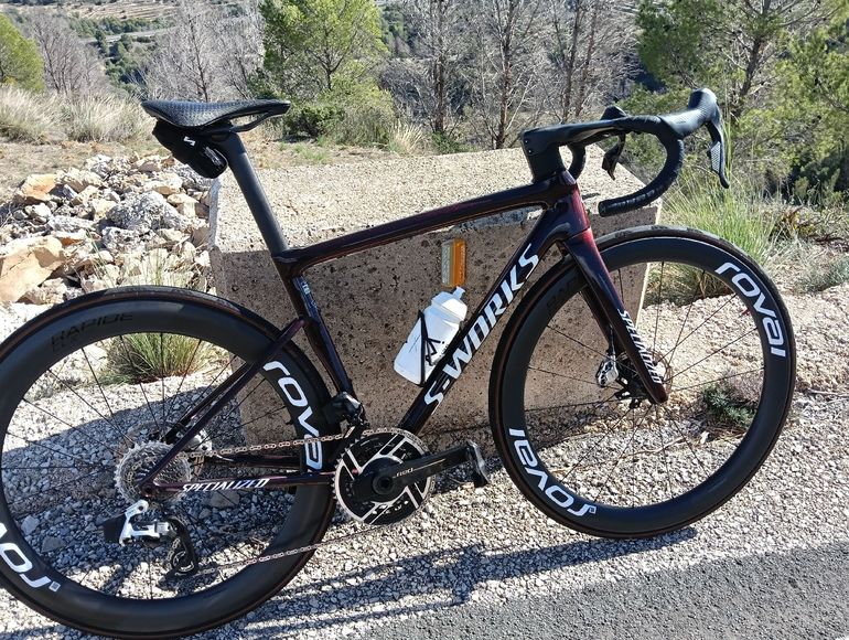 Specialized Tarmac SRAM Red eTap AXS 2024 Road & Gravel d'occasion — image 1 sur 6