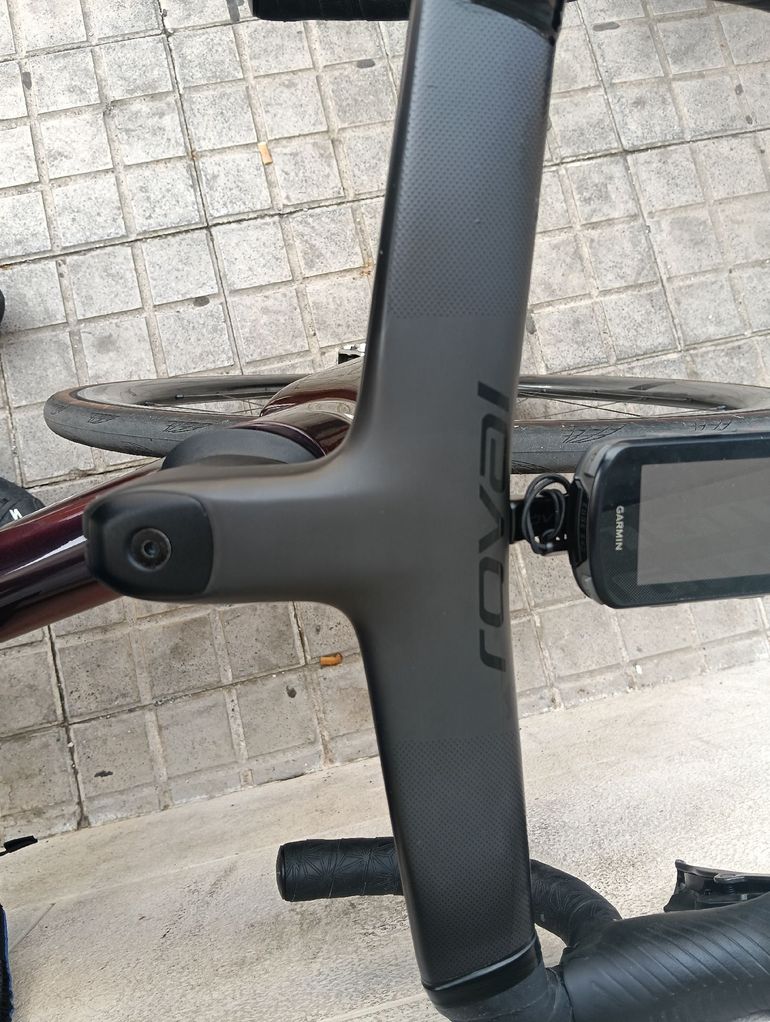 Specialized Tarmac SRAM Red eTap AXS 2024 Road & Gravel d'occasion — image 6 sur 6