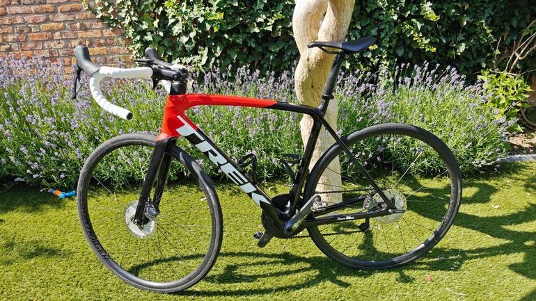 Used Trek Émonda SL 6 Disc 2022 2022 Road & Gravel, Black — image 12 of 14