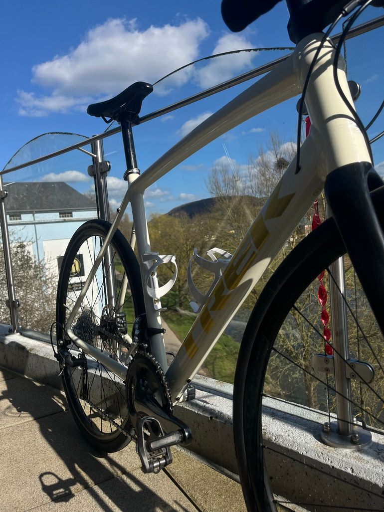 Used Trek Domane AL 4 Disc 2021 2021 Road & Gravel, White — image 2 of 10