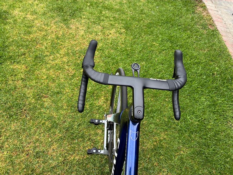Used Specialized Tarmac Shimano Dura Ace Di2 2025 Road & Gravel, Blue — image 5 of 6