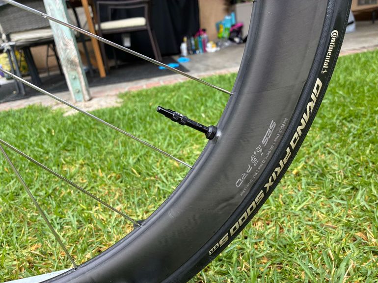 Used Specialized Tarmac Shimano Dura Ace Di2 2025 Road & Gravel, Blue — image 4 of 6