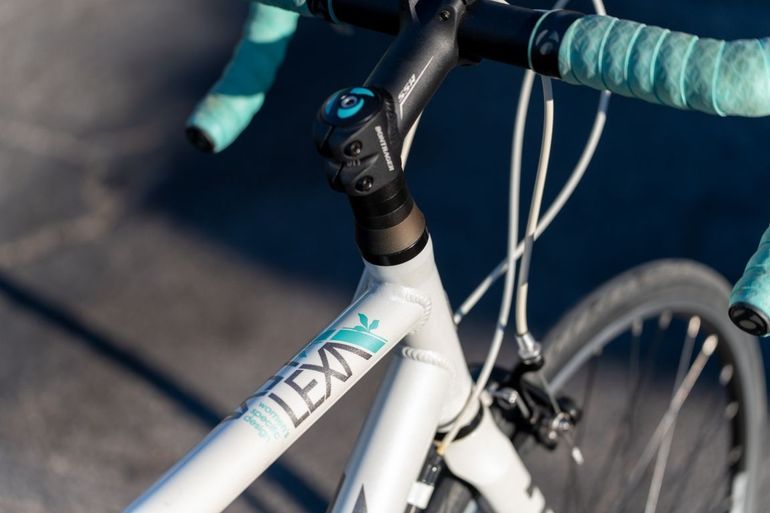 Used Trek Lexa (Compact) 2012 2012 Road & Gravel, White — image 2 of 12