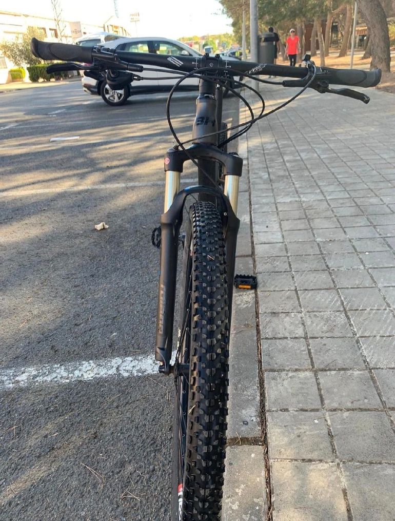 BH Custom Shimano Deore XT 2022 Mountainbike d'occasion — image 4 sur 4