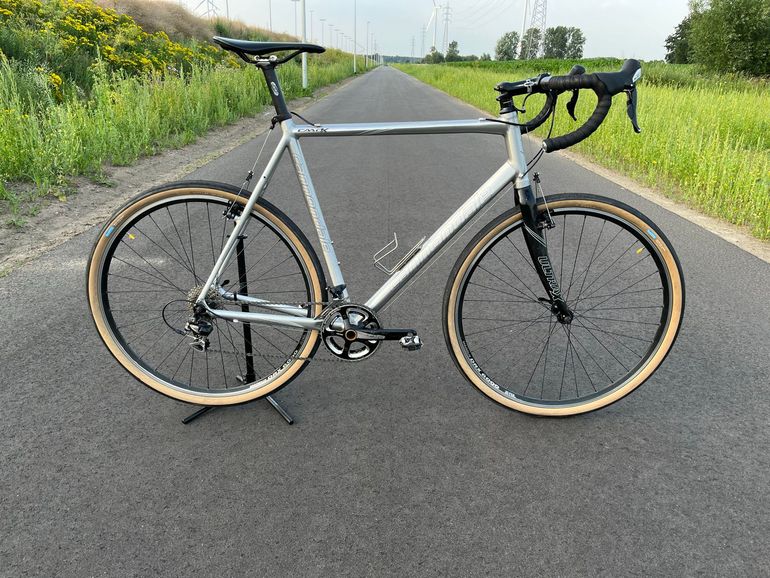 Gebrauchtes Cannondale Caadx Shimano 105 2016 Road & Gravel, Hellgrau — Bild 1 von 24