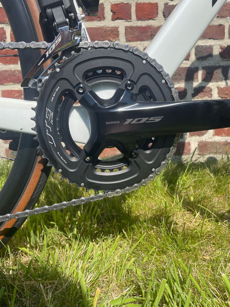 Gebrauchtes Stevens Izoard 105 Di2 2025 Frameset 2025 Road & Gravel, Weiß — Bild 2 von 3
