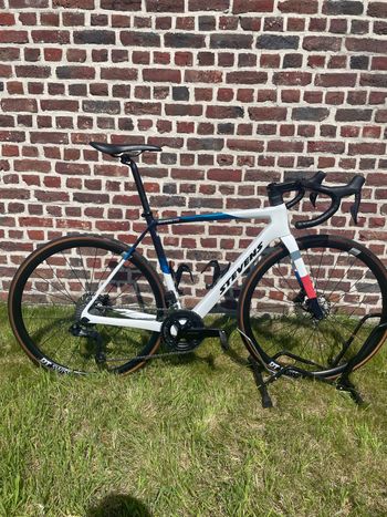Gebrauchtes Stevens Izoard 105 Di2 2025 Frameset 2025 Road & Gravel