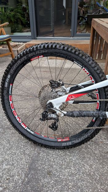 Gebrauchtes YT Industries Custom SRAM X9 2013 Mountainbike, Weiß — Bild 2 von 10