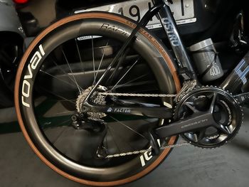 Gebrauchtes Factor Ostro Shimano Ultegra Di2 (12 Speed) 2022 Road & Gravel, Schwarz — Bild 3 von 5