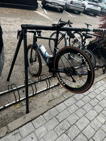 Gebrauchtes Factor Ostro Shimano Ultegra Di2 (12 Speed) 2022 Road & Gravel, Schwarz — Bild 2 von 5