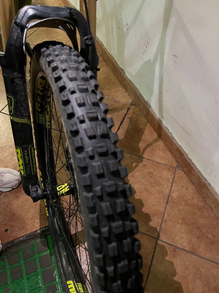 Mondraker crafty rr lime 2016 Custom Shimano Deore XT 2016 Mountainbike d'occasion — image 6 sur 8