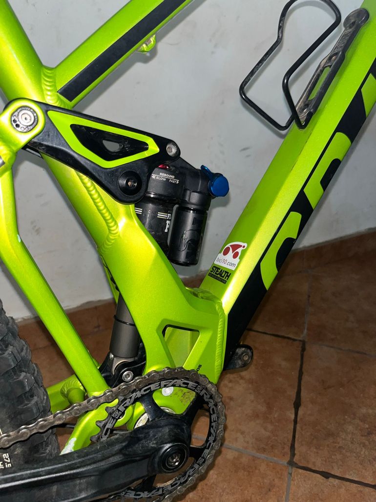 Mondraker crafty rr lime 2016 Custom Shimano Deore XT 2016 Mountainbike d'occasion — image 4 sur 8