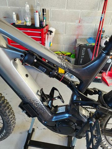 Used Cannondale Moterra SRAM GX Eagle 2020 Mountainbike, Light Gray, 29 — image 4 of 8