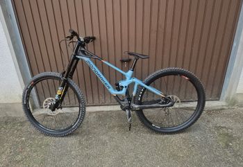 Tweedehands Mondraker SUMMUM CARBON R 2022 2022 MTB