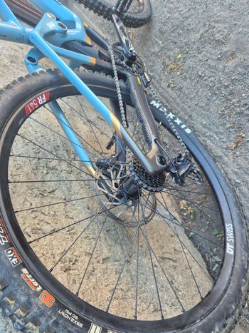 Tweedehands Mondraker SUMMUM CARBON R 2022 2022 Mountainbike — afbeelding 9 van 10