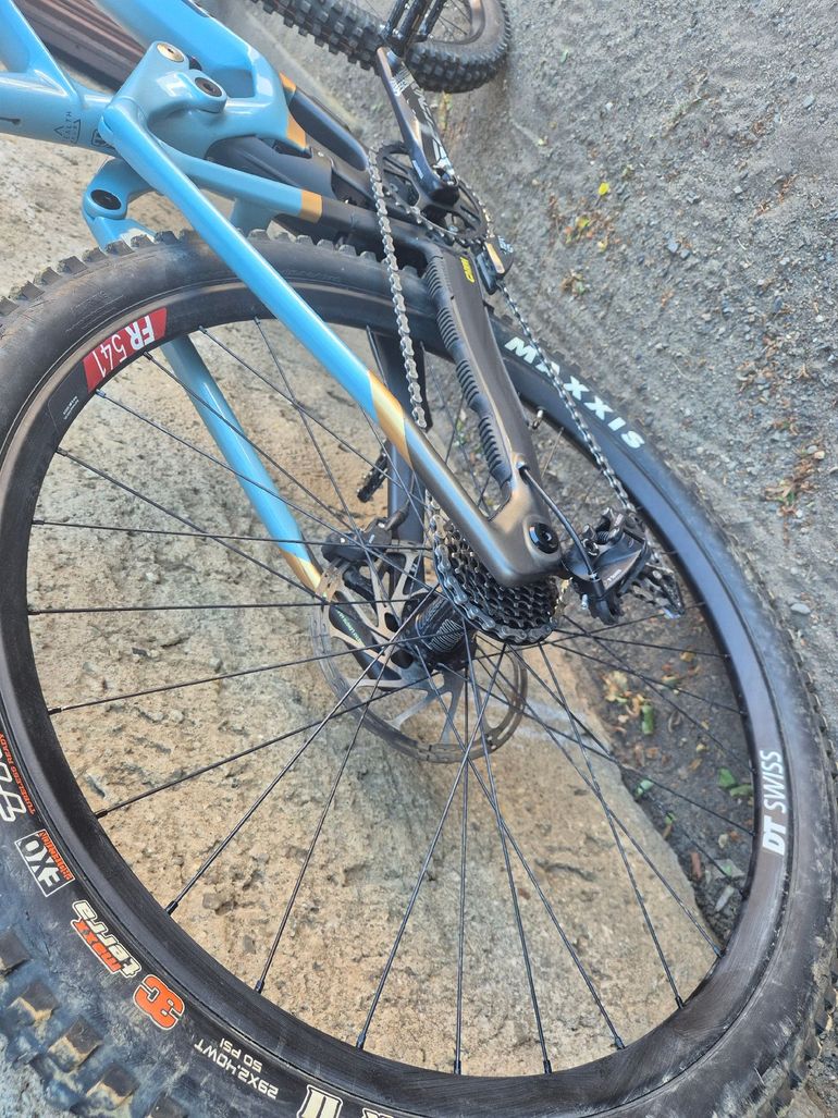 Tweedehands Mondraker SUMMUM CARBON R 2022 2022 Mountainbike — afbeelding 9 van 10