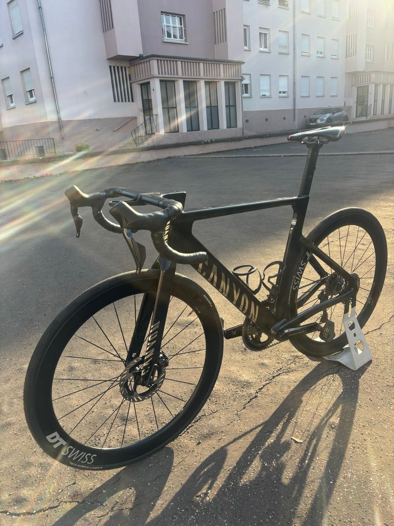 Canyon Aeroad CFR Di2 2026 2026 Road & Gravel d'occasion — image 5 sur 9