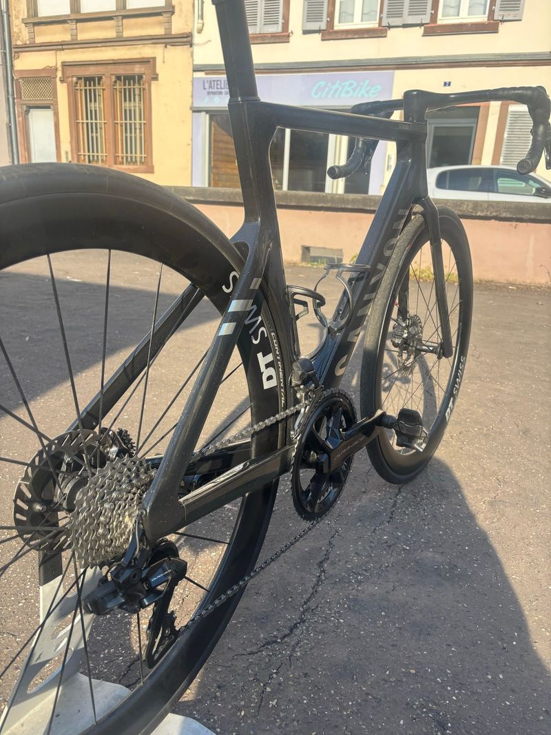 Canyon Aeroad CFR Di2 2026 2026 Road & Gravel d'occasion — image 7 sur 9
