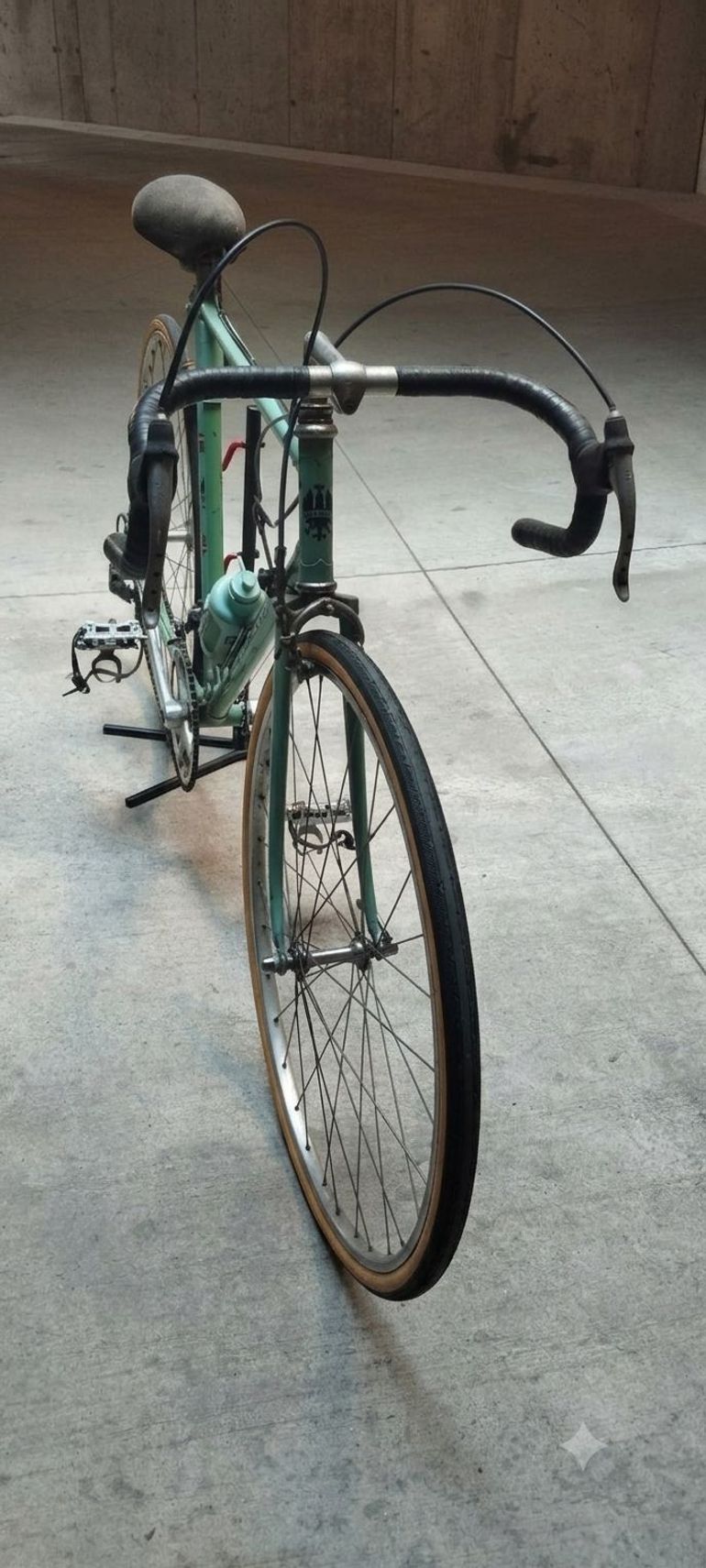 Bianchi Custom Campagnolo Record 1970 Road & Gravel de segunda mano, Verde — imagen 3 de 11