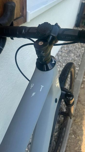 Gebrauchtes YT Custom SRAM Force eTap AXS 2023 Road & Gravel, Hellgrau — Bild 7 von 11