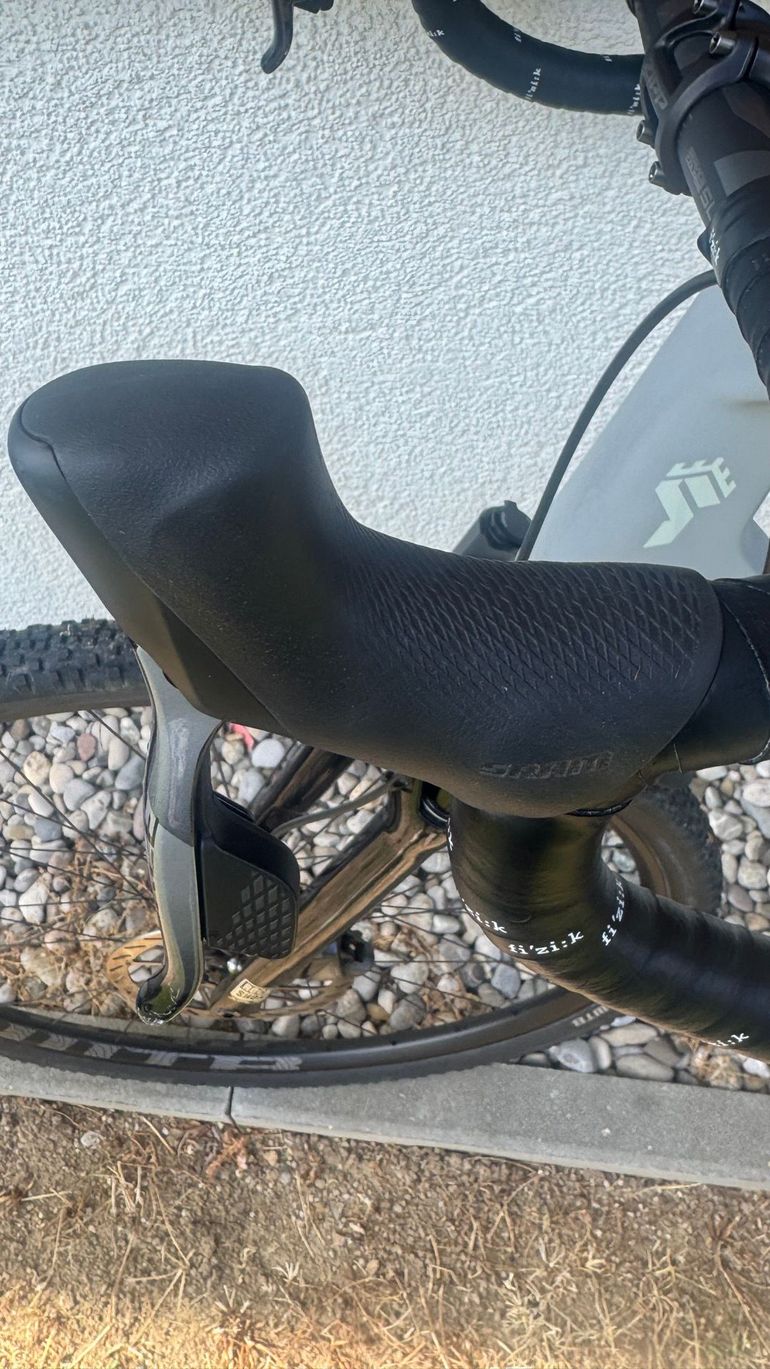 Gebrauchtes YT Custom SRAM Force eTap AXS 2023 Road & Gravel, Hellgrau — Bild 11 von 11