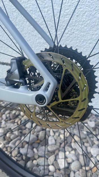 Gebrauchtes YT Custom SRAM Force eTap AXS 2023 Road & Gravel, Hellgrau — Bild 4 von 11