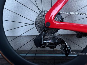 Canyon Aeroad CF SLX 8 Disc eTap 2023 2023 Road & Gravel d'occasion — image 5 sur 8