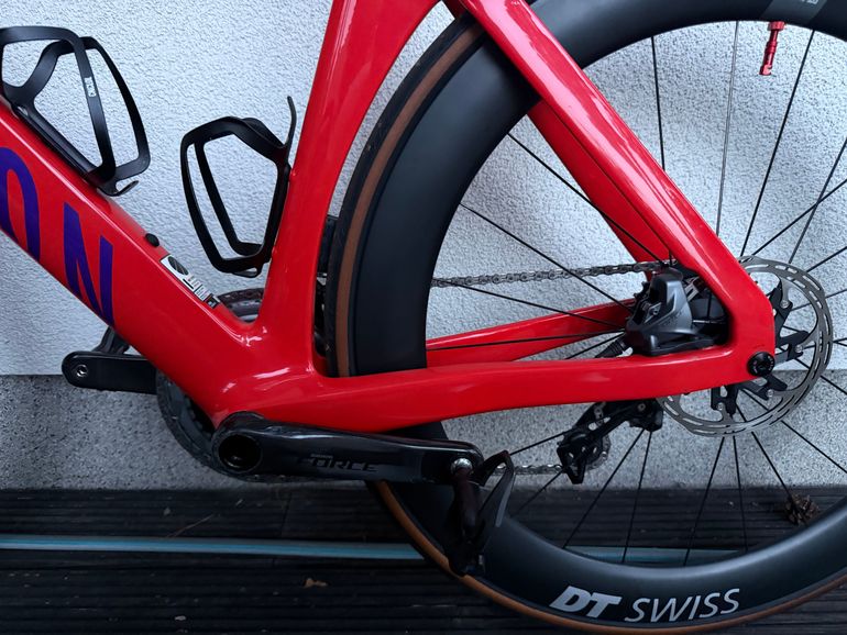 Canyon Aeroad CF SLX 8 Disc eTap 2023 2023 Road & Gravel d'occasion — image 7 sur 8