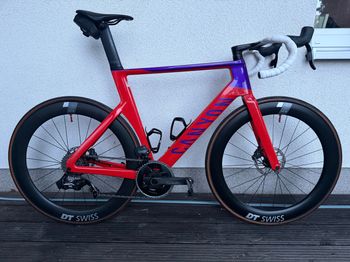 Canyon Aeroad CF SLX 8 Disc eTap 2023 2023 Route & Gravel d'occasion
