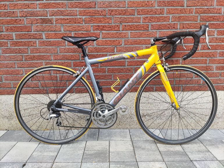 Used Giant OCR Alu Rennrad 2014 Road & Gravel, Light Gray — image 2 of 12
