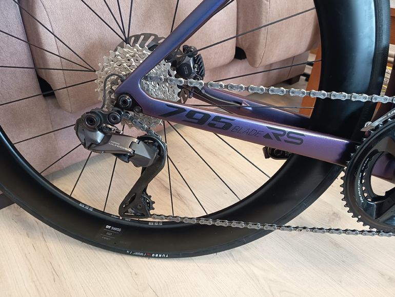 Brugt LOOK 795 BLADE RS MODELO EQUIPO PROFESIONAL COFIDIS TOPE GAMA SIN RUEDAS ❗ Custom Shimano Ultegra Di2 2025 Road & Gravel — billede 3 af 15