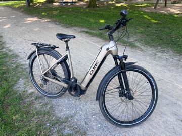 CUBE KATHMANDU HYBRID, PRO 750 2023 2023 Urban & Touring d'occasion